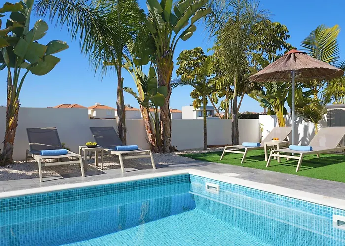 Apollonia Villa Paralimni